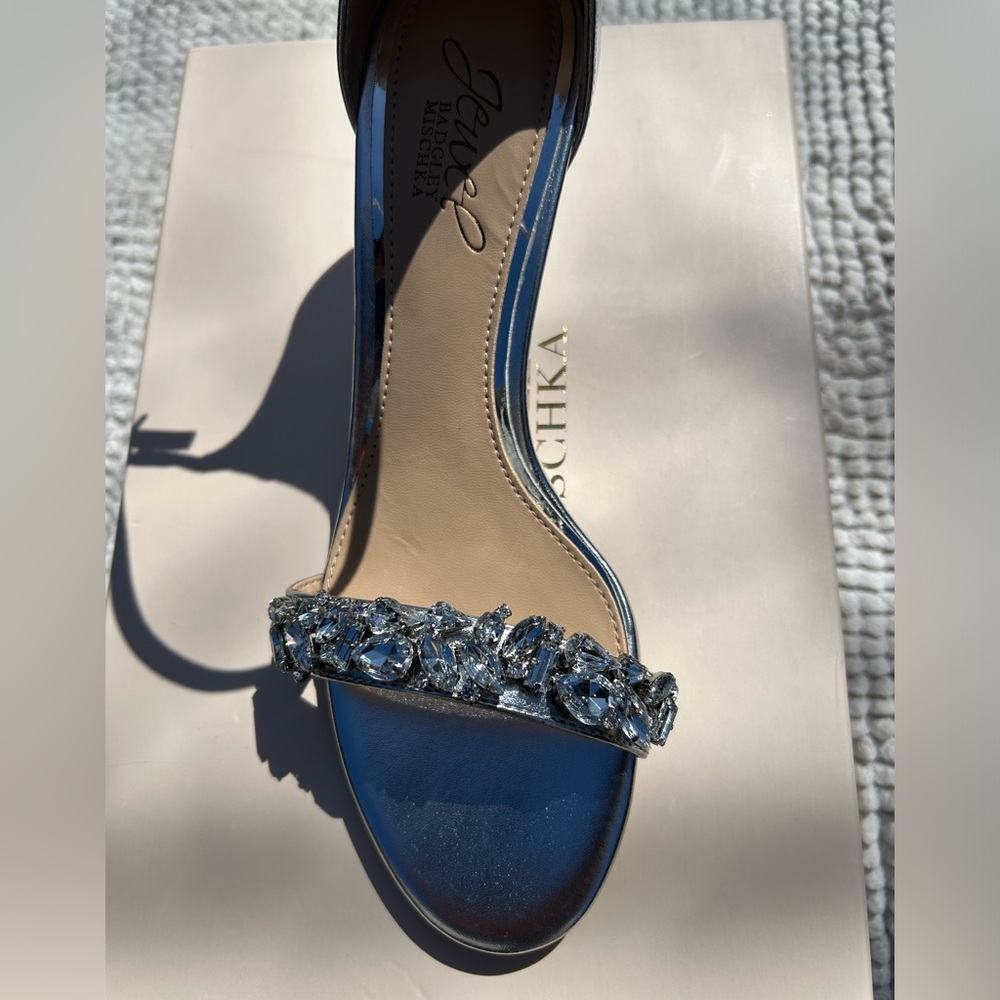 Jewel Badgley Mischka Women’s Dash Silver Heel Sandals Size 6 - Picture 7 of 16